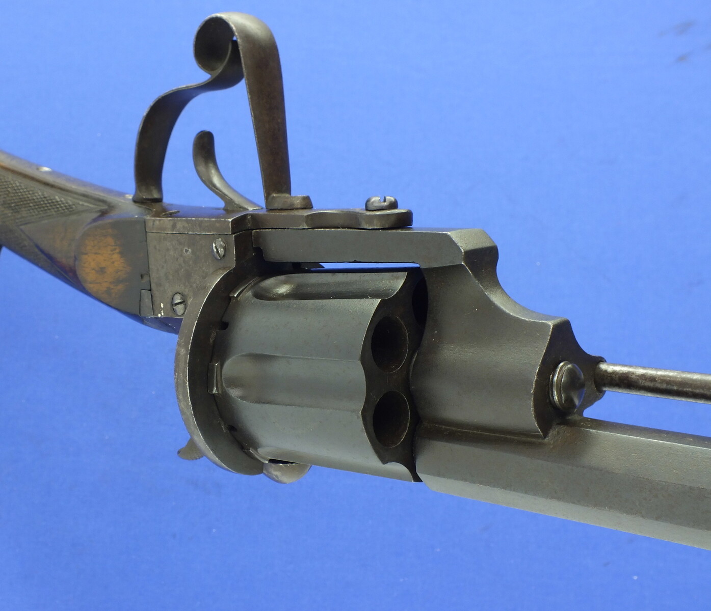 An Antique Spanish large caliber pinfire smoothbore revolving rifle. Signed: FA. DE CHRISTOVAL EGHANIZ EIBAR.Lenght 105 cm 15 mm caliber. In very good condition. Price 2.150,- euro