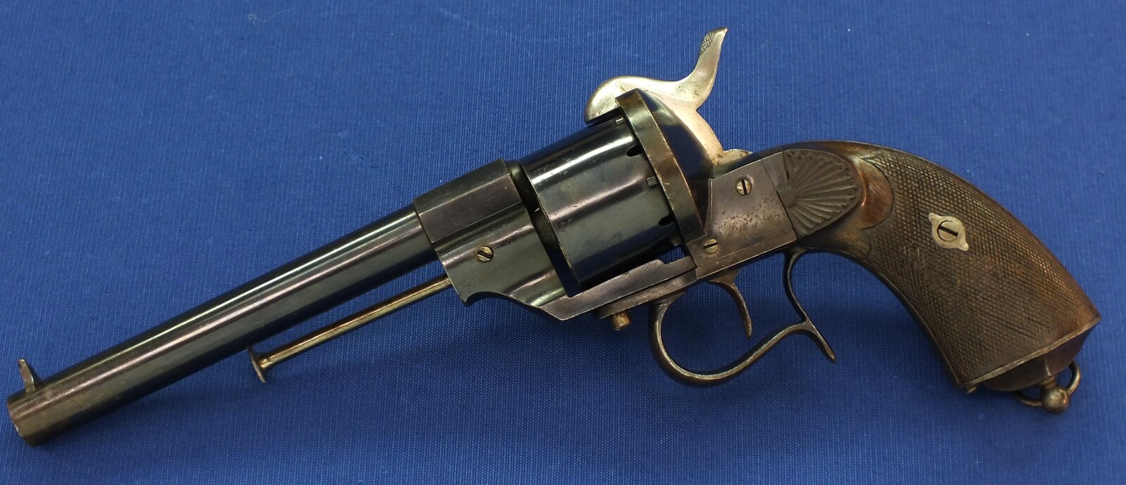 An antique Spanish Lefaucheux type model 1854 Single Action 6 shot 12mm Pinfire Revolver by: ARIZNABARRETA EIBAR. Length 32cm. In near mint condition. Price 995 euro.