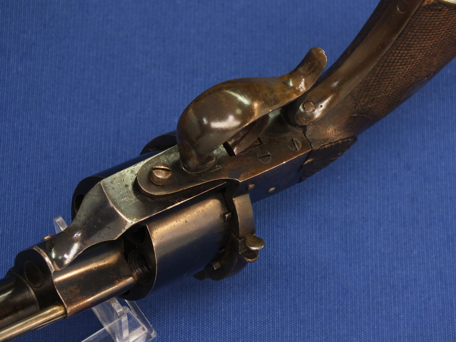 An antique Spanish Lefaucheux type model 1854 Single Action 6 shot 12mm Pinfire Revolver by: ARIZNABARRETA EIBAR. Length 32cm. In near mint condition. Price 995 euro.
