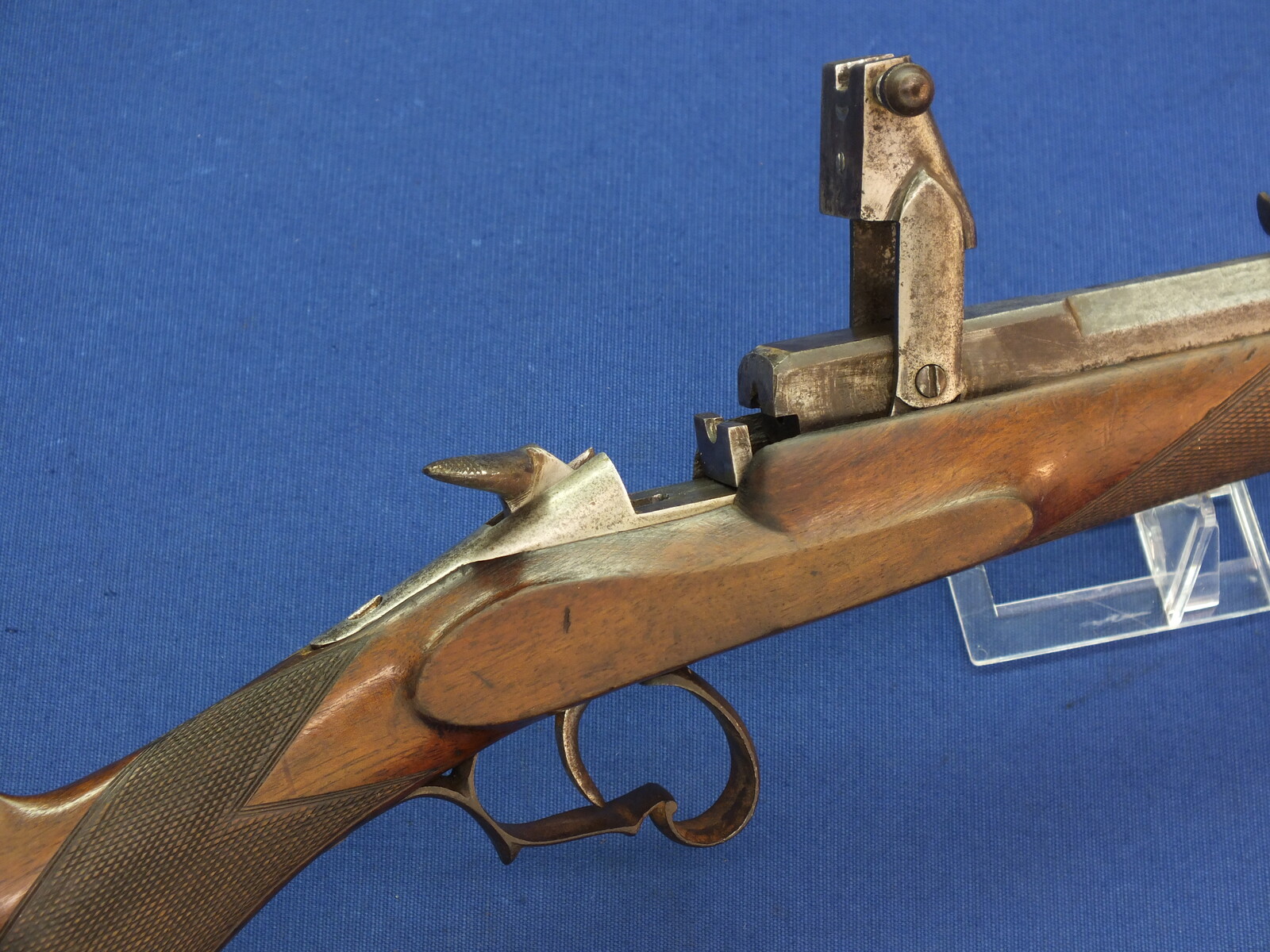 An unrestored Liege Flobert Rifle. Caliber 6mm. 62cm octagonal barrel, length 103cm. In good condition. 