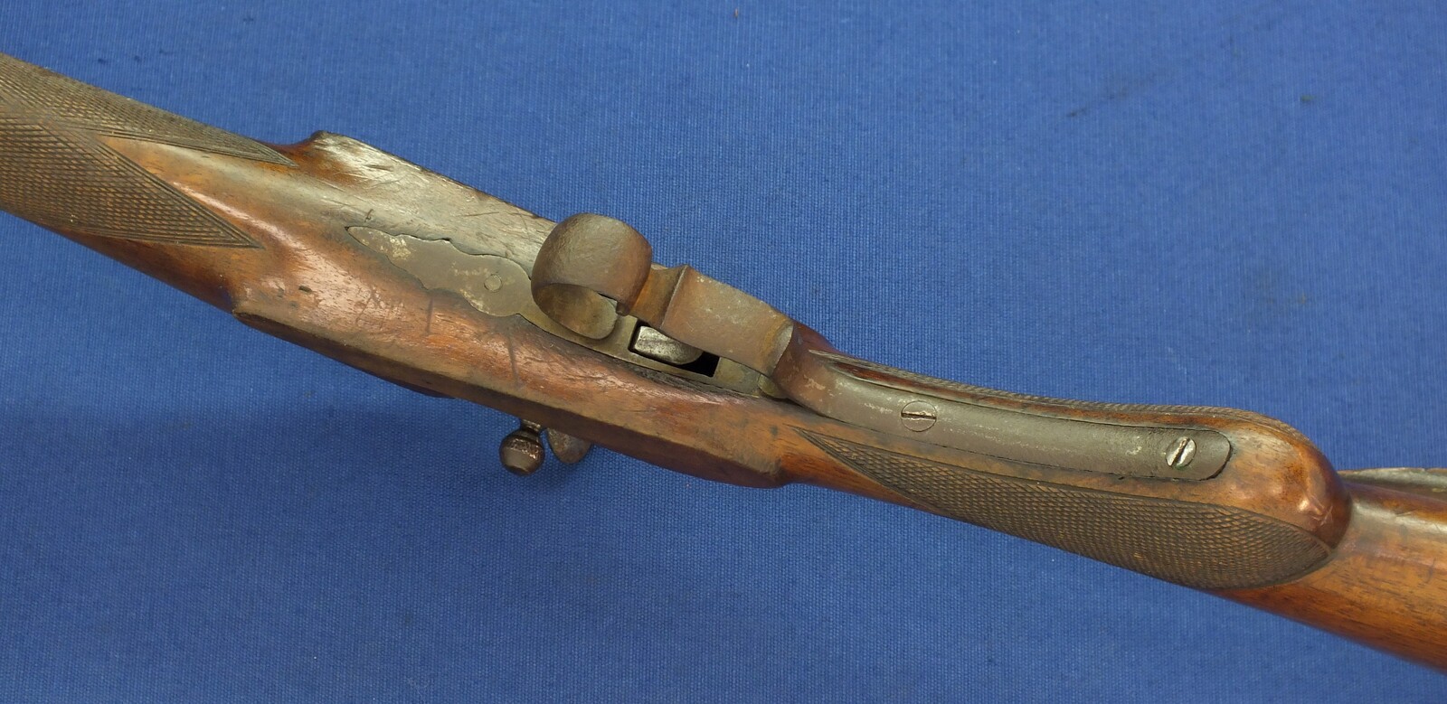An unrestored Liege Flobert Rifle. Caliber 6mm. 62cm octagonal barrel, length 103cm. In good condition. 